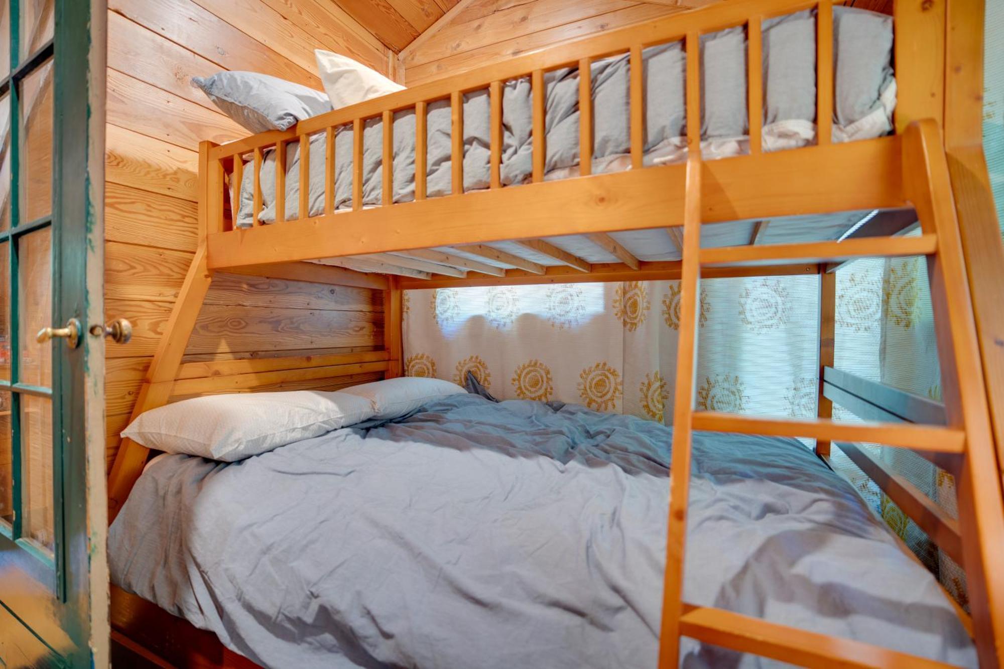 Leavenworth Cabin With Private Hot Tub! 외부 사진
