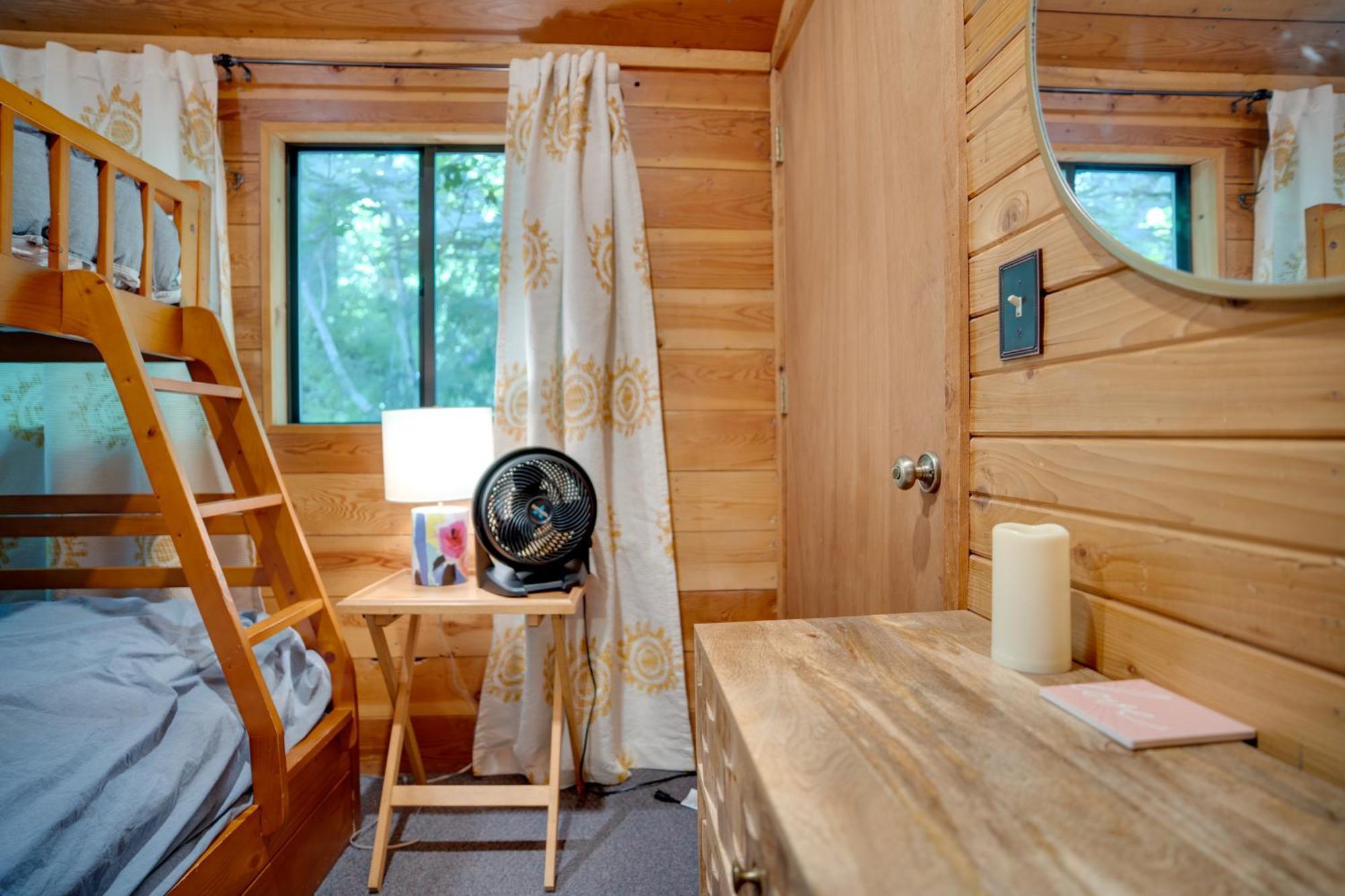 Leavenworth Cabin With Private Hot Tub! 외부 사진