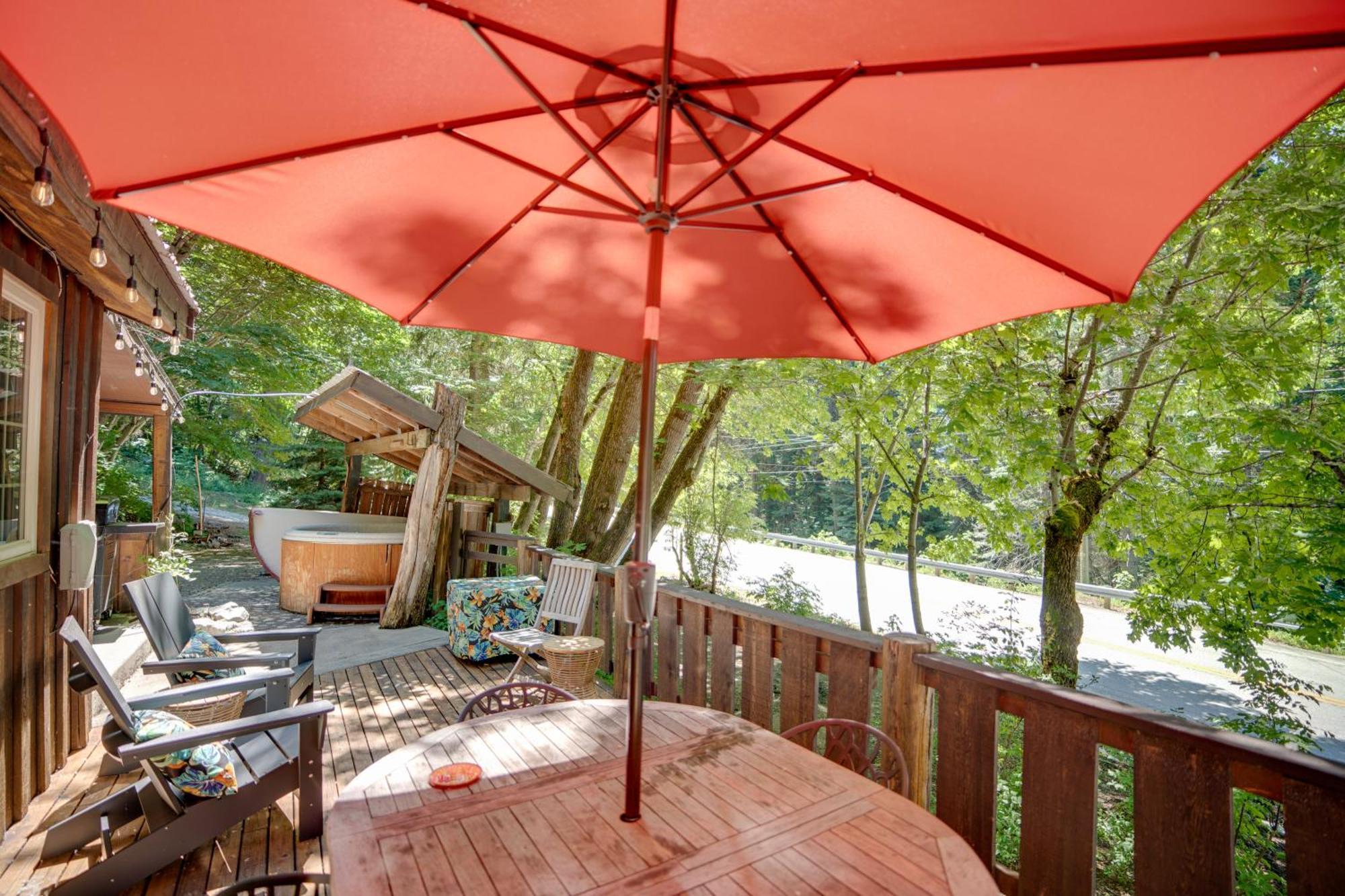 Leavenworth Cabin With Private Hot Tub! 외부 사진